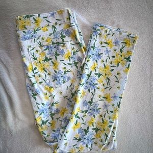 #19. Calvin Klein White Floral Denim Jeans Women’s  Size 10